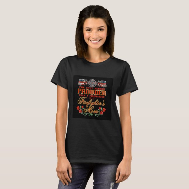 Proud Firefighters's Mamma T-shirt (Hel framsida)