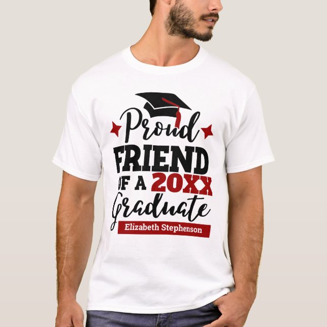 Proud Friend 2022 student svart tassel namn T Shirt (Framsida)
