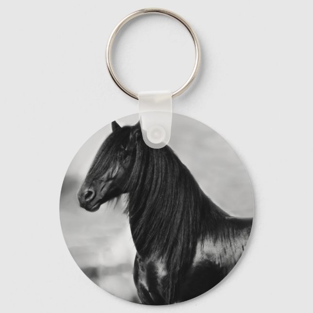 Proud Friesian Black Stallion Häst Nyckelring (Framsida)