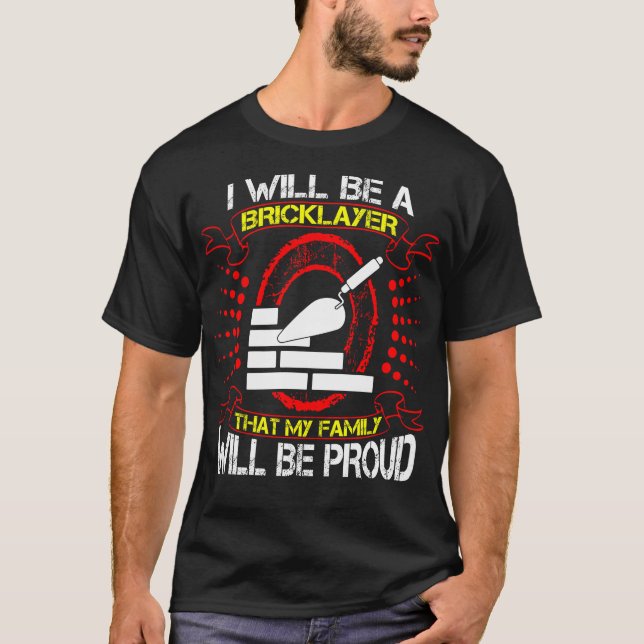 Proud-gåva för framtida Brickayer-familj T Shirt (Framsida)