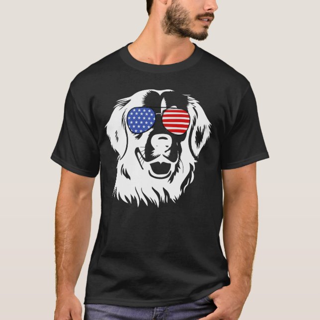 Proud Golden Retriever American Flagga sunglass T Shirt (Framsida)