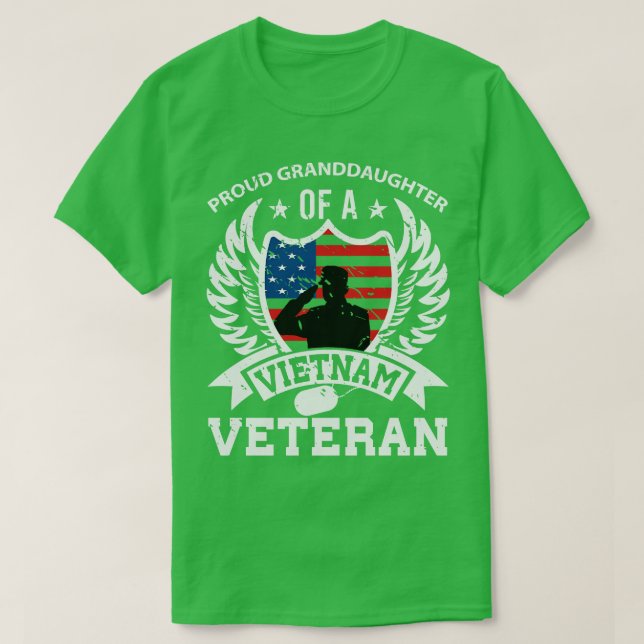 Proud Granddotter Vietnam Veteran T Shirt (Design framsida)