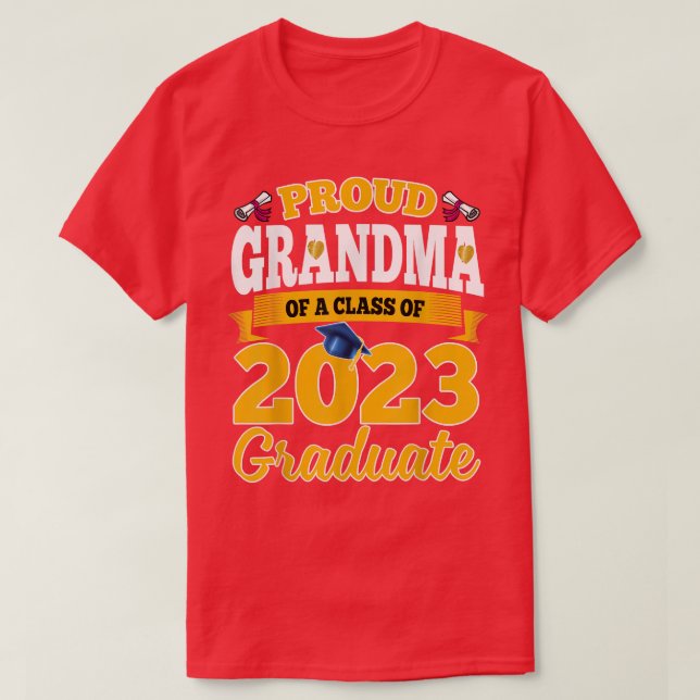 Proud Grandma av klass 2023 Student Senior T T Shirt (Design framsida)