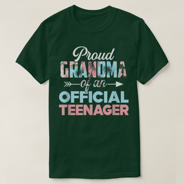 Proud Grandma från en Officiell Teenager 13:e Birt T Shirt (Design framsida)