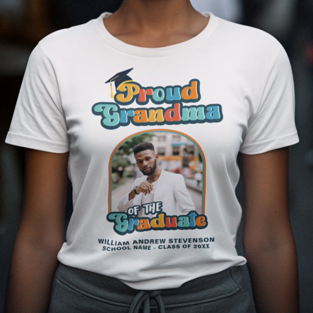 Proud Grandma of the student fotogroovy retro T Shirt (Skapare uppladdad)