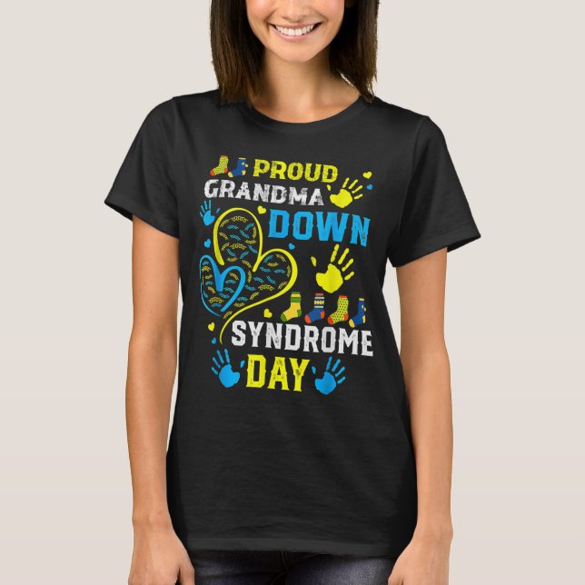 Proud Grandma T21 World Down Syndrome Awareness Da T Shirt (Framsida)