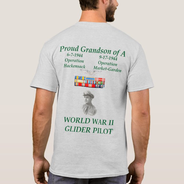 Proud Grandson of A Världskrig II Glider Pilot  T Shirt (Baksida)