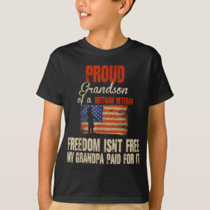 Proud Grandson of Vietnam Veteran Military Family T Shirt