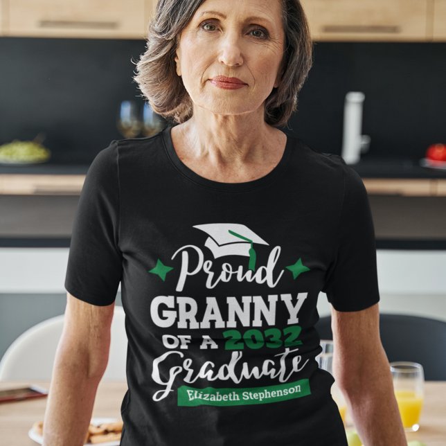 Proud Granny of 2023 student Black grönt tassel T Shirt (Skapare uppladdad)