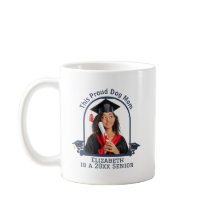 Proud Hund är en Senior - Anpassningsbar Studenten