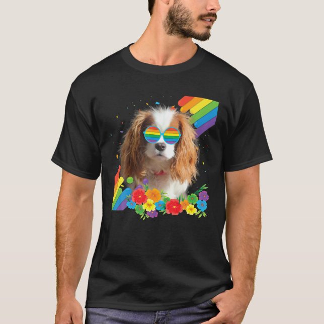Proud LGBT Gay Cavalier Kung Charles Spain Hund T Shirt (Framsida)