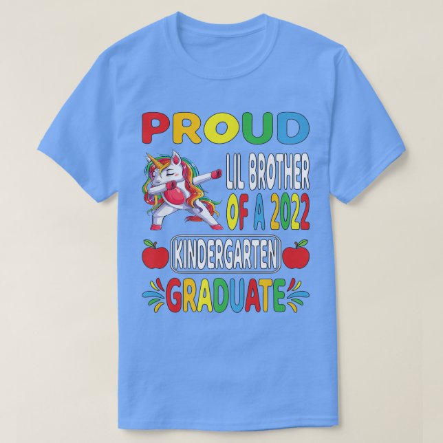 Proud Lil Brother 2022 Kindergarten Student Dabbi T Shirt (Design framsida)