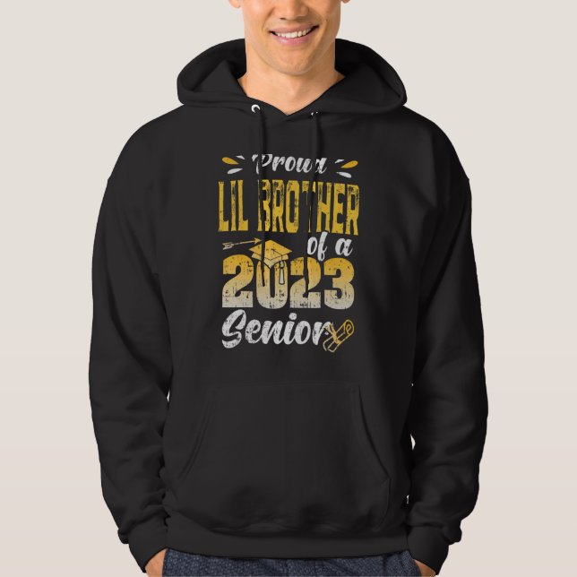Proud Lil Brother av klass 2023 Student Seni Hoodie (Framsida)