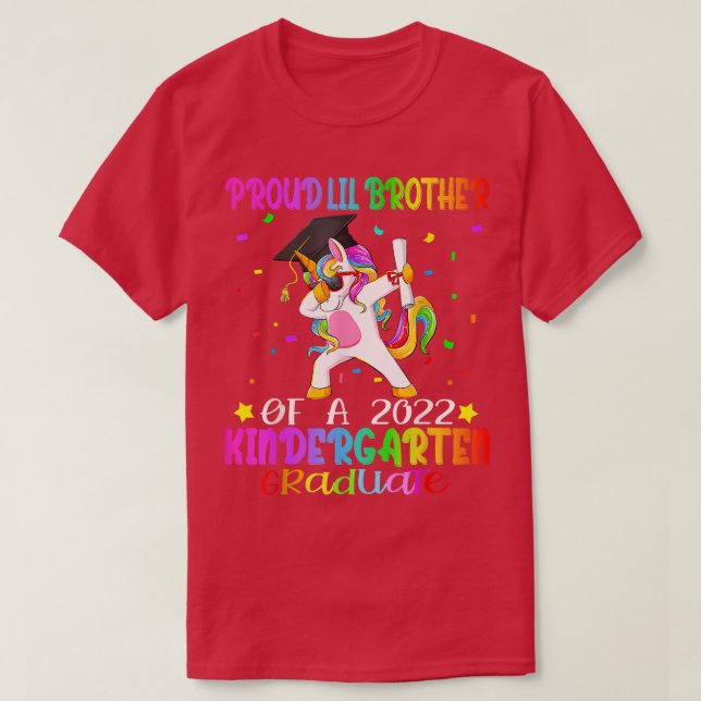 Proud Lil Brother of a 2022 Kindergarten Student  T Shirt (Design framsida)