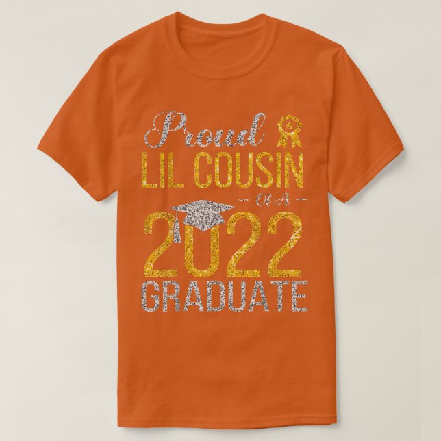 Proud Lil Cousin of a 2022 Student Lycklig Senior  T Shirt (Design framsida)