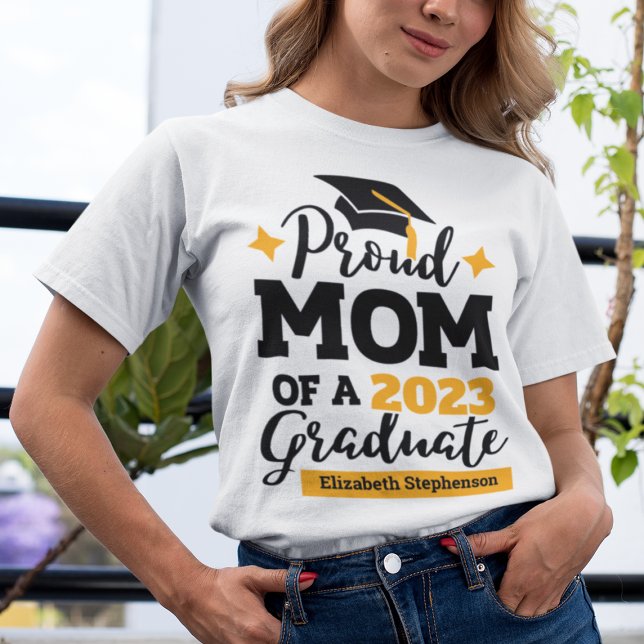 Proud Mamma av en svartvit taktassel i student 202 T Shirt (Skapare uppladdad)