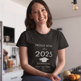 Proud Mamma av vittexten T-Shirt från Student 2025