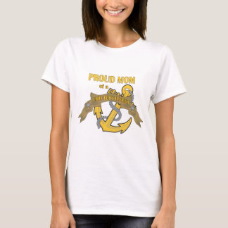 Proud Mamma, chefsansvarig för Petty T-shirt