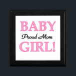 Proud Mamma Flicka-gåvor Smyckeskrin<br><div class="desc">Det stolta mamma som en dotter från baby har kommer att kärlek vår stolta Mamma,  kakor,  kakor,  dekorationer,  anteckningsböcker,  klistermärken,  tote bags,  kort,  magneter och andra artiklar med rosa text!</div>