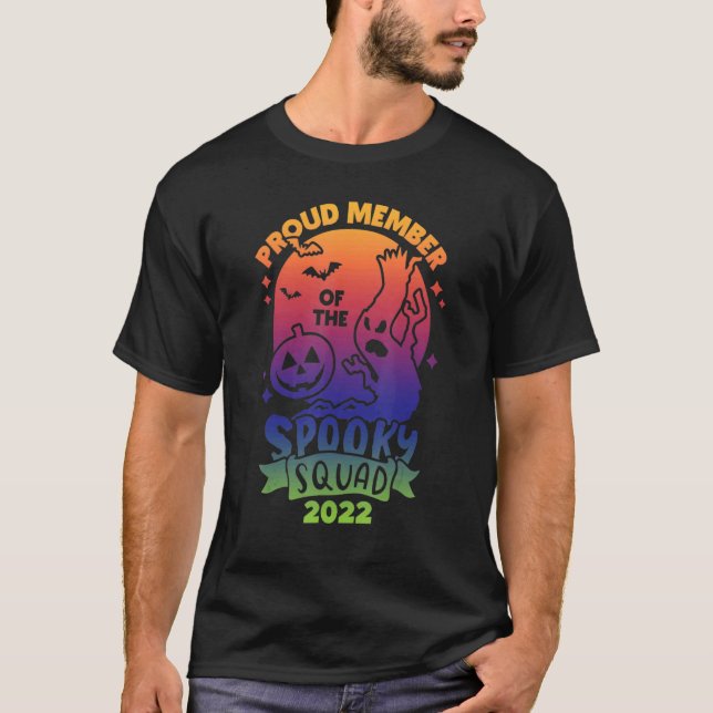 Proud Member of the Spooky Squad 2022 Happy Hallow T Shirt (Framsida)