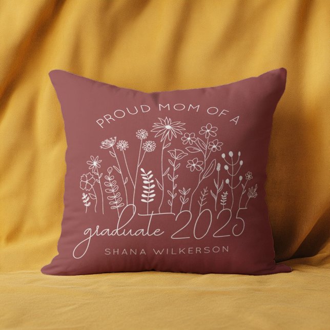 Proud Mom Graduation Blooming Wildflower Modern Kudde (Skapare uppladdad)