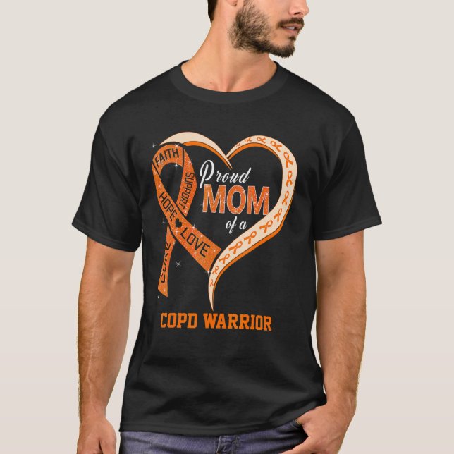 Proud Mom Of A COPD Warrior Ribbon Heart T Shirt (Framsida)