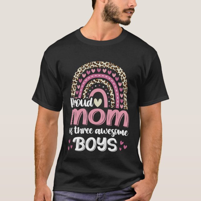 Proud Mom Of Three Awesome Boys Leopard Rainbow Wo T Shirt (Framsida)