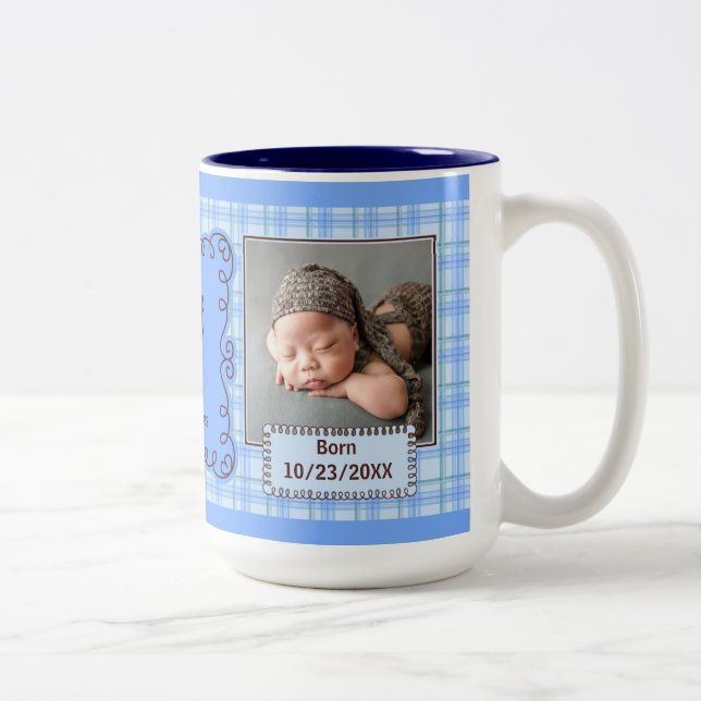 Proud Moster Boy's Blue Play med Baby Photos Två-Tonad Mugg (Höger)