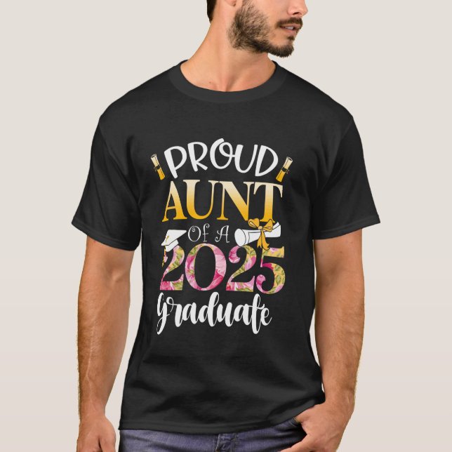 Proud Moster i 2025 års klass i Blommigten Student T Shirt (Framsida)