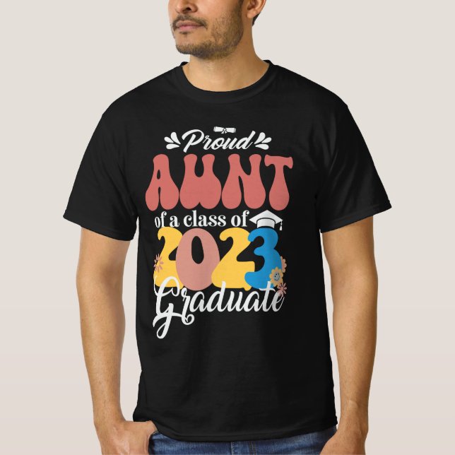 Proud MOSTER i klass 2023 Student Retro 2023 T Shirt (Framsida)