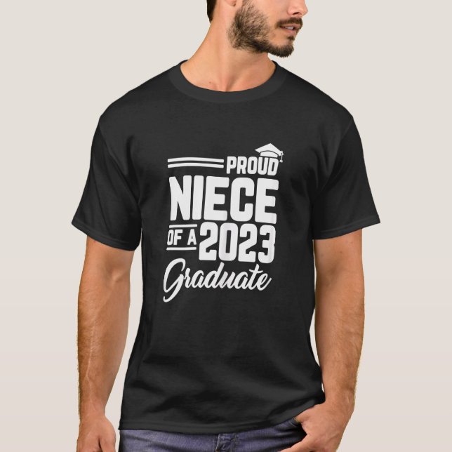 Proud Niece of a 2023 Student Studenten T Shirt (Framsida)