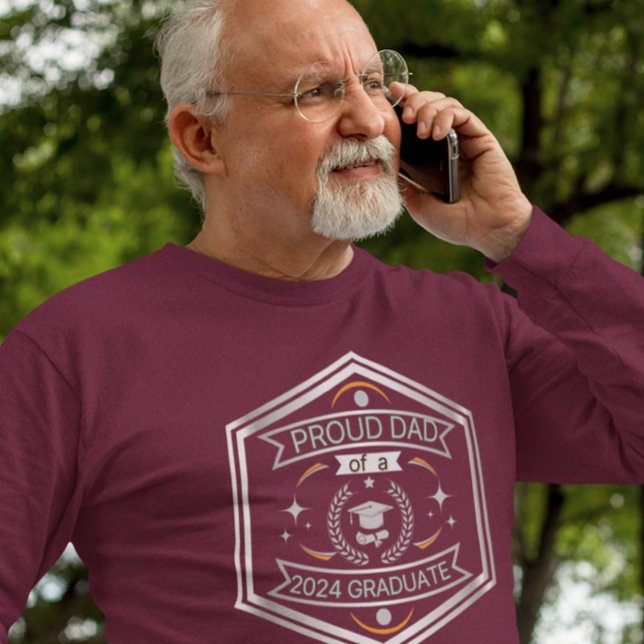 Proud Pappa 2024 Student Fars dag Studenten T Shirt (Skapare uppladdad)