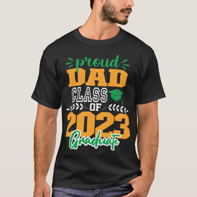 Proud PAPPA av klass 2023 MODERN SCRIPT GRAD T Shirt (Framsida)