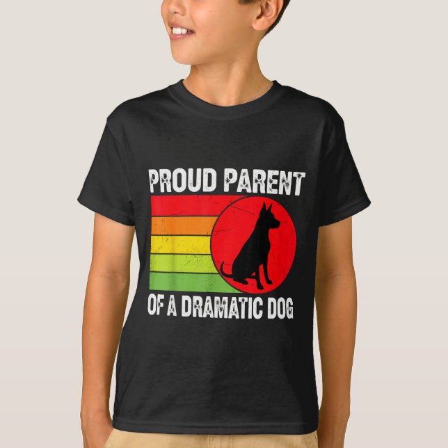 Proud Parent Of A Dramatic Dog Silhouette Retro De T Shirt (Framsida)