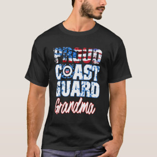 Proud Patriotic Usa Kusten Guard Grandma USA flagg T Shirt