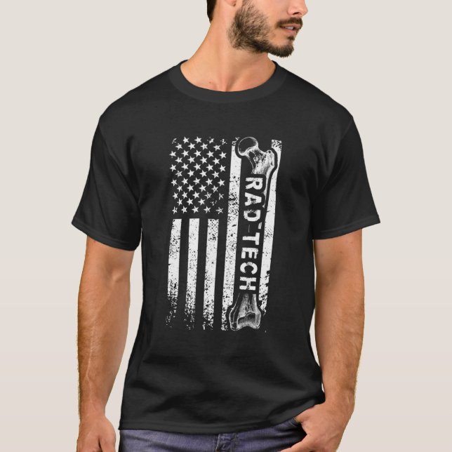 Proud Radiology Technolog US Flagga Rad Tech T Shirt (Framsida)