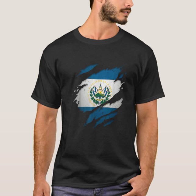 Proud Salvadorian  Torn Ripped El Salvador Flag T Shirt (Framsida)