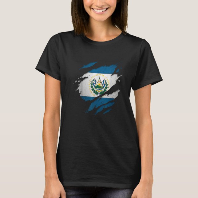 Proud Salvadorian  Torn Ripped El Salvador Flag T Shirt (Framsida)