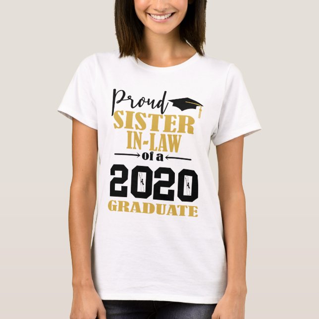 Proud Sister in Law från 2020 Student T Shirt (Framsida)