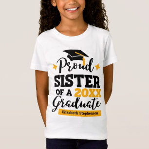Proud Sister med 2022 svart guld-sockel i student T Shirt