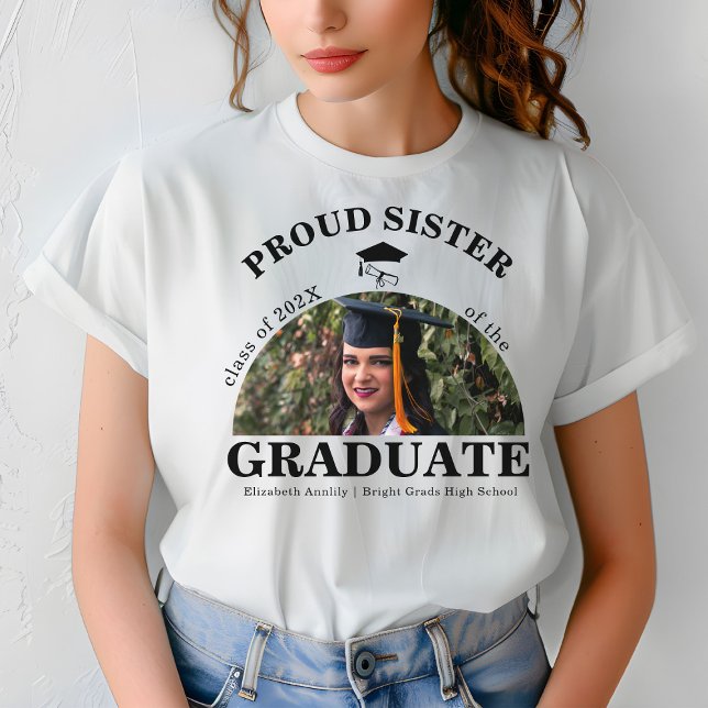 Proud Sister of the Student Senior T Shirt (Skapare uppladdad)