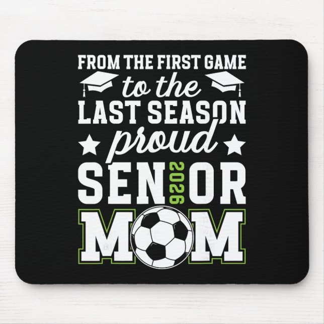 Proud Soccer Senior Mom 2026 Soccer Senior Mama 20 Musmatta (Framsidan)