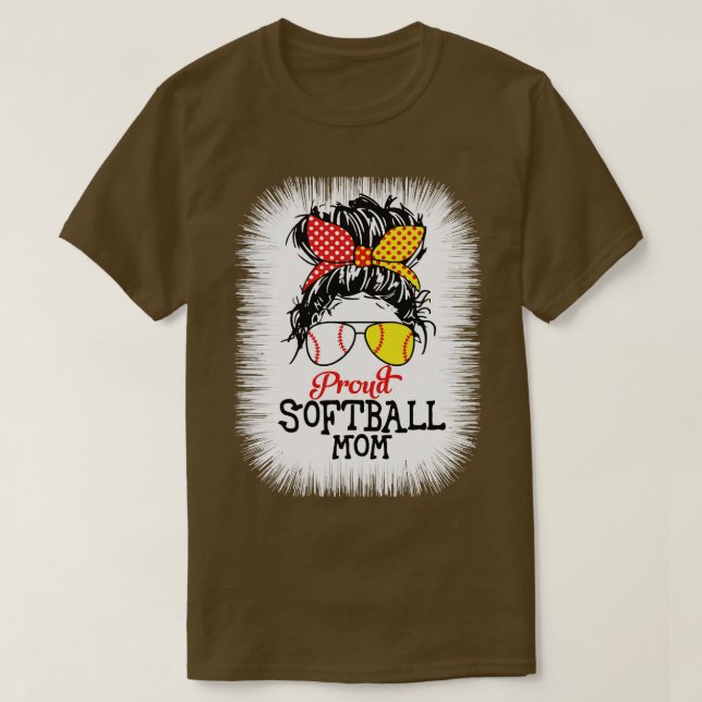 Proud softball mamma-stekhårbun för mammor t shirt (Design framsida)