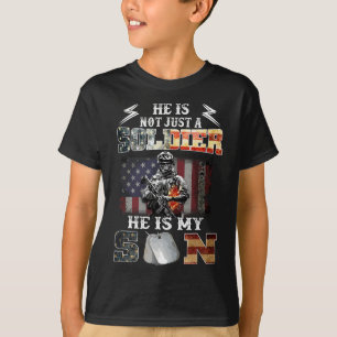 Proud Soldier Army Parents Mamma Pappa är min son T Shirt