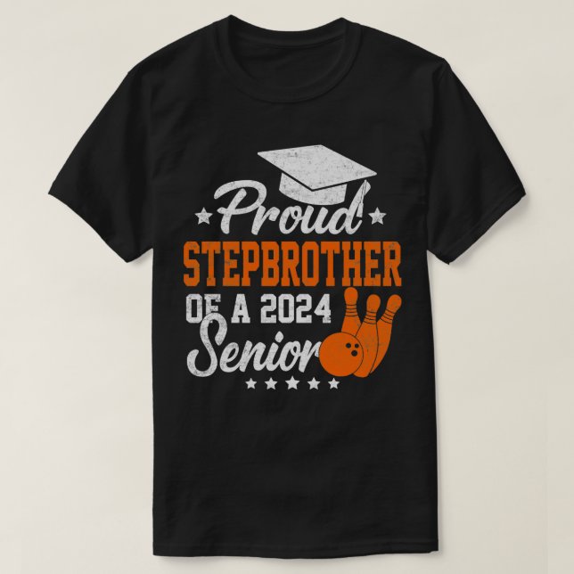 Proud Stepbror till en högre examen 2024 T Shirt (Design framsida)