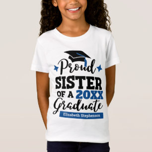 Proud Syster med 2022 student svart blått lock T- T Shirt