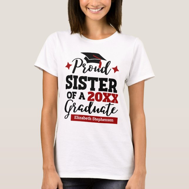 Proud syster med 2022 student svart lock t shirt (Framsida)