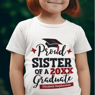 Proud Syster med svart student-lock T Shirt