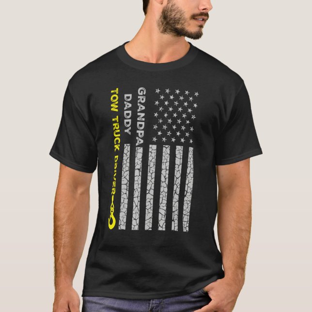 Proud Tow Truck Driver Daddy Grandpa USA American  T Shirt (Framsida)