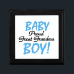 Proud Underbara Grandma Pojke-gåvor Smyckeskrin<br><div class="desc">Den stolta underbara mormor från ett pojke kommer att kärlek utforma denna svarta och blå text Proud Underbar mormor från en Pojke keepébox,  plattor,  prydnadsföremål,  anteckningsböcker,  tekannor,  pitchers,  mugg,  kort,  klistermärken,  tote bags,  magneter med mera!</div>